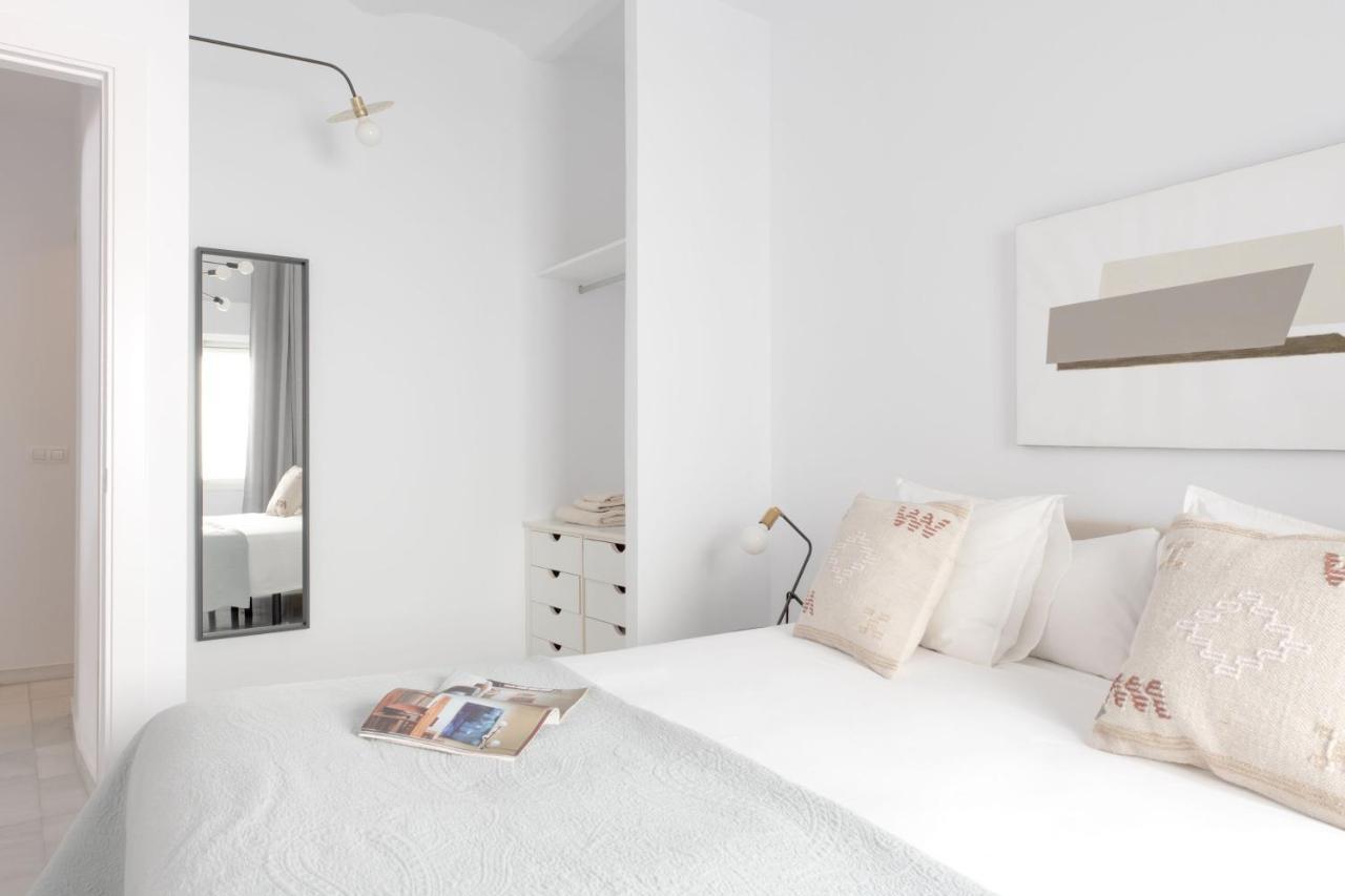 Suites Maestranza - Puerta Del Arenal By Magno Apartments Севиля Екстериор снимка